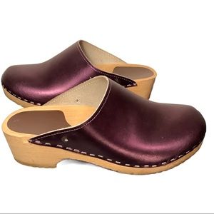 Vollsjo Wood Swedish Clog Metallic Purple size 37